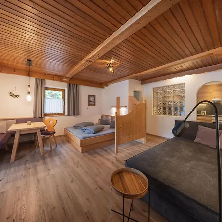 Apartamento Haus Waldesruh Neustift im Stubaital