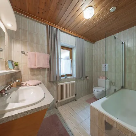 Haus Waldesruh Apartamento *