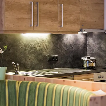 Haus Waldesruh * نيوستيف ام ستوبيتا