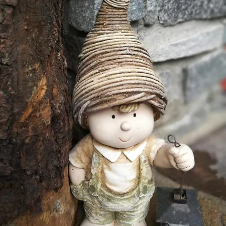 Haus Waldesruh 아파트 노이스티프트임스튀바이탈