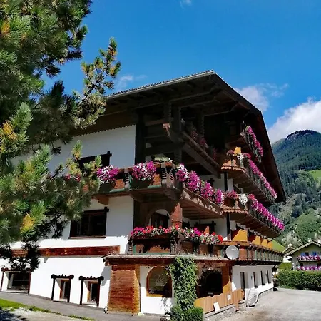 Haus Waldesruh * Neustift im Stubaital